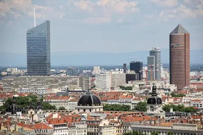 Vue générale sur Vénissieux ou vue de la ville depuis le séjour chez l'habitant