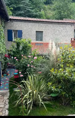 Jardin de l'établissement Au Son du Clocher