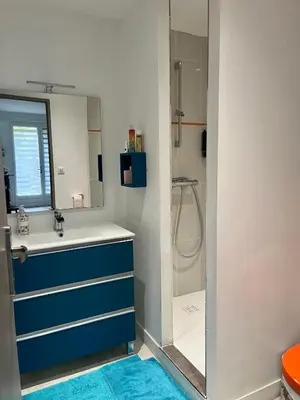Salle de bains dans l'établissement Au Son du Clocher