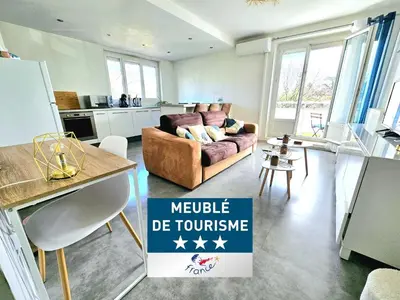 Coin salon dans l'établissement Le cocon decinois