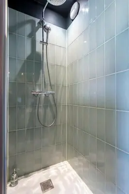 Salle de bains dans l'établissement Garet - Furnished apartment - Downtown Lyon