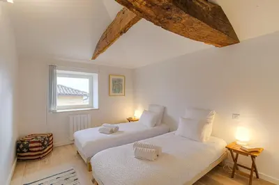 Un ou plusieurs lits dans un hébergement de l'établissement La Tour, Bel Appartement 10 mn Villefranche-sur-Saône