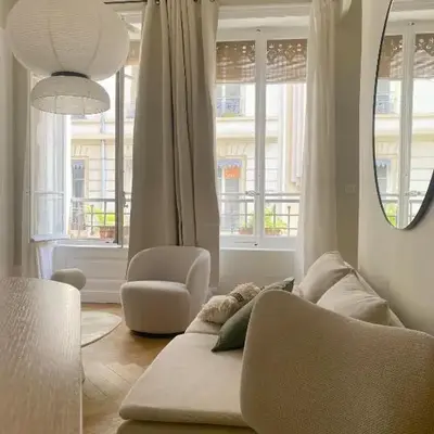 Appartement hausmannien au coeur du 7e