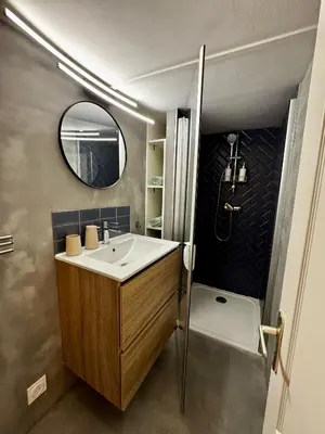 Salle de bains dans l'établissement La Casa Cosy Duplex centre ville