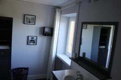 Télévision ou salle de divertissement dans l'établissement Le clos des vignes
