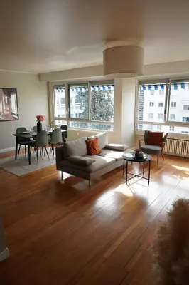 Coin salon dans l'établissement Le Neyst