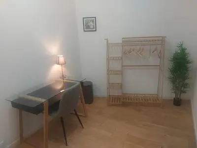 Plan de l'établissement Chambre confortable et indépendante - Proche aéroport, Lyon et la Plaine de l'Ain