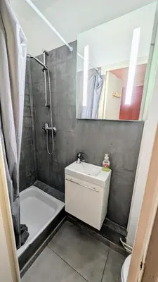 Salle de bains dans l'établissement LET'S Studio L'Escale in Lyon