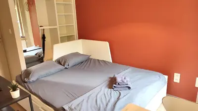 Un ou plusieurs lits dans un hébergement de l'établissement LET'S Studio L'Escale in Lyon