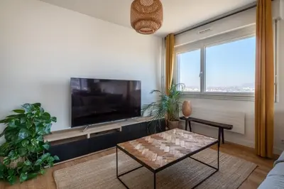 Télévision ou salle de divertissement dans l'établissement Appartement Mi-Luna - Welkeys