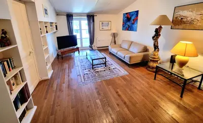 Coin salon dans l'établissement Clos des Jardiniers 2