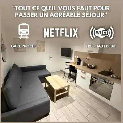 Télévision ou salle de divertissement dans l'établissement T2 Le Crystal x4 pers - Centre Venissieux