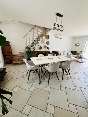 Plan de l'établissement Charmante maison, 3 chambres et parking, Vienne