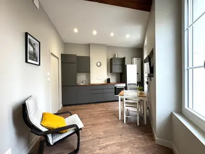 Cuisine ou kitchenette dans l'établissement Appartement agréable proche gare