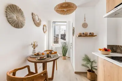 Cuisine ou kitchenette dans l'établissement Suite balnéo Bali Saint-Étienne