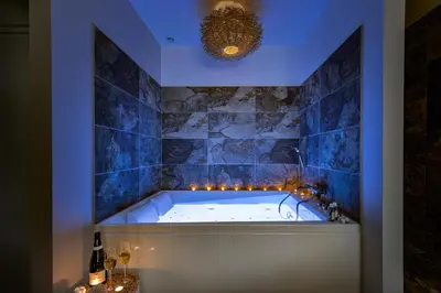Plan de l'établissement Suite balnéo Bali Saint-Étienne