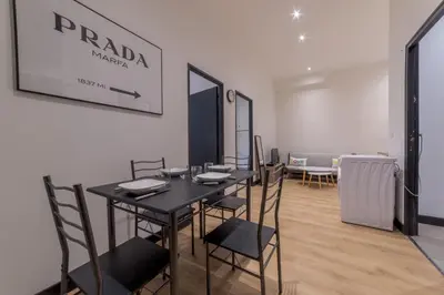 Plan de l'établissement Royal Suite - Villeurbanne centre