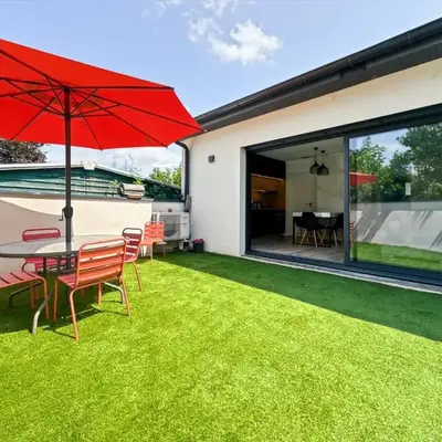 Modern 2 bedroom house