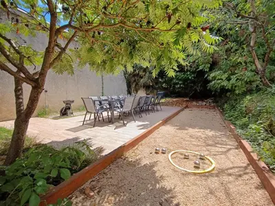 Jardin de l'établissement Le Gîte de Saint Pierre
