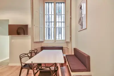 Coin salon dans l'établissement Bel appartement 3 chambres proche Opéra
