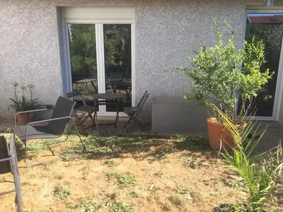Jardin de l'établissement LES GITES CHEROIS, ravissant cottage, 3 personnes