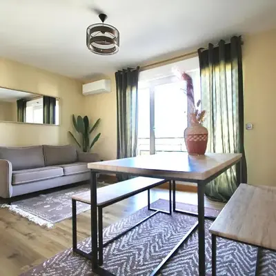 Appartement chaleureux Parking privé
