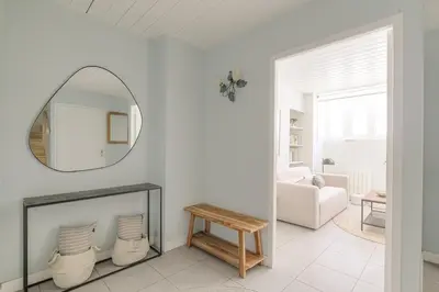 Un ou plusieurs lits dans un hébergement de l'établissement Appartement moderne avec 2 chambres, cœur de Lyon