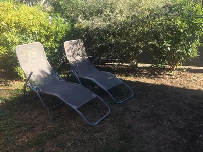 Jardin de l'établissement LES GITES CHEROIS sweet home maison 8 personnes