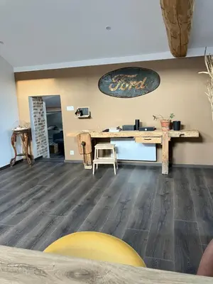 Plan de l'établissement Superbe appartement en pierres