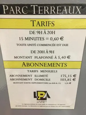Certificat, récompense, panneau ou autre document affiché dans l'établissement Les Capucins - Lyon 1er