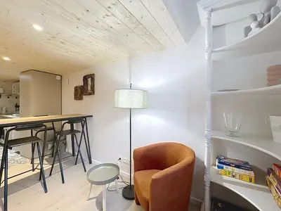 Cuisine ou kitchenette dans l'établissement Les Vignes 3 Chambres avec Salle de bain privative
