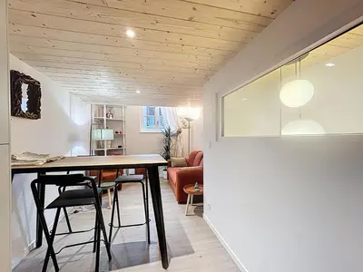 Cuisine ou kitchenette dans l'établissement Saint-Amour - Anse Centre - Chambre et Salle de bain WC privée - Cuisine partagée