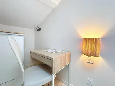 Un ou plusieurs lits dans un hébergement de l'établissement Saint-Amour - Anse Centre - Chambre et Salle de bain WC privée - Cuisine partagée
