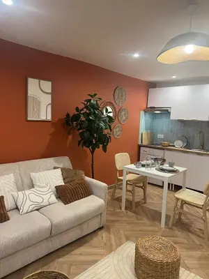 Coin salon dans l'établissement Croix Rousse