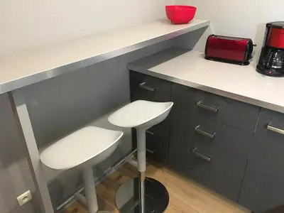 Cuisine ou kitchenette dans l'établissement Apartment Villeurbanne