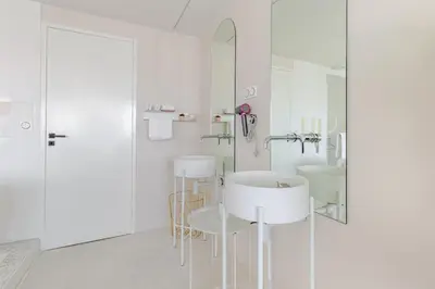 Plan de l'établissement Suite Cozy - lit rond Bergson Stade Zénith Technopole