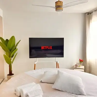 Suite Cozy - lit rond Bergson Stade Zénith Technopole