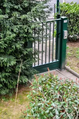 Jardin de l'établissement Grange Blanche 1