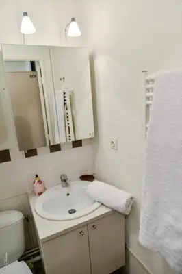 Salle de bains dans l'établissement Grange Blanche 1