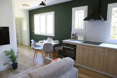 Cuisine ou kitchenette dans l'établissement Appartement T2 cosy