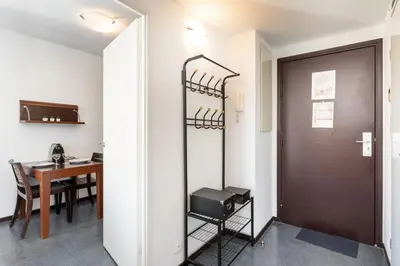 Plan de l'établissement le Valmy avec balcon