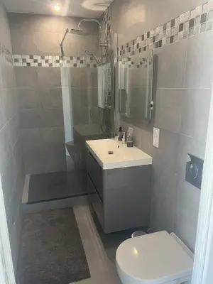 Salle de bains dans l'établissement Petite maison au calme
