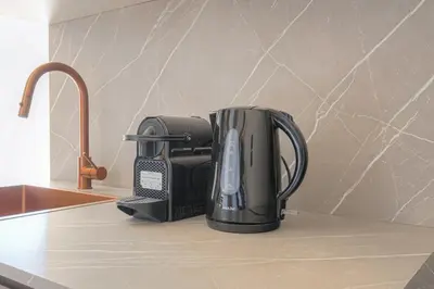 Plateau bouilloire dans l'établissement Studio confortable avec terrasse, Ecully