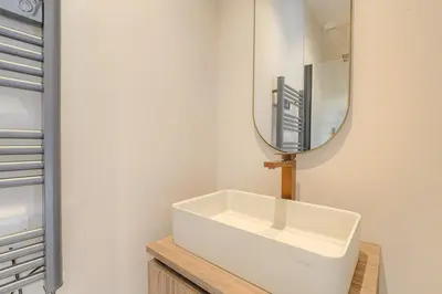 Salle de bains dans l'établissement Appartement moderne et confortable , Ecully