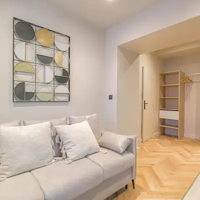 Studio contemporain avec terrasse ensoleillée