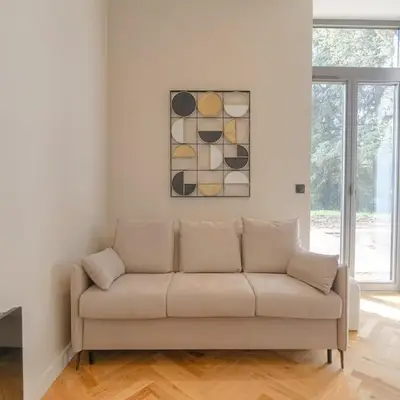 Studio lumineux avec terrasse