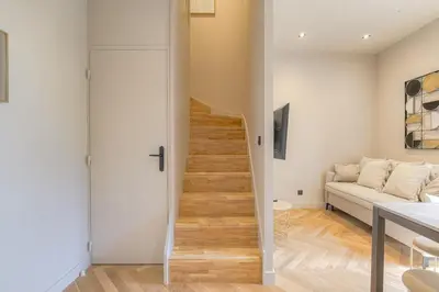 Plan de l'établissement Superbe appartement lumineux proche de Lyon