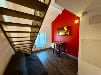 Télévision ou salle de divertissement dans l'établissement Studio de l horloge Lyon
