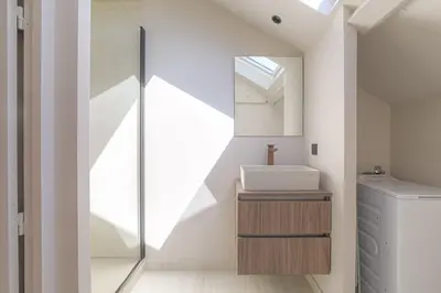 Plan de l'établissement Appartement contemporain au calme, Ecully