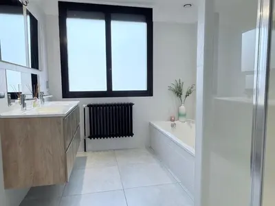 Plan de l'établissement Villa Lumière - Confort, spa, piscine, recharge véhicule & babyfoot